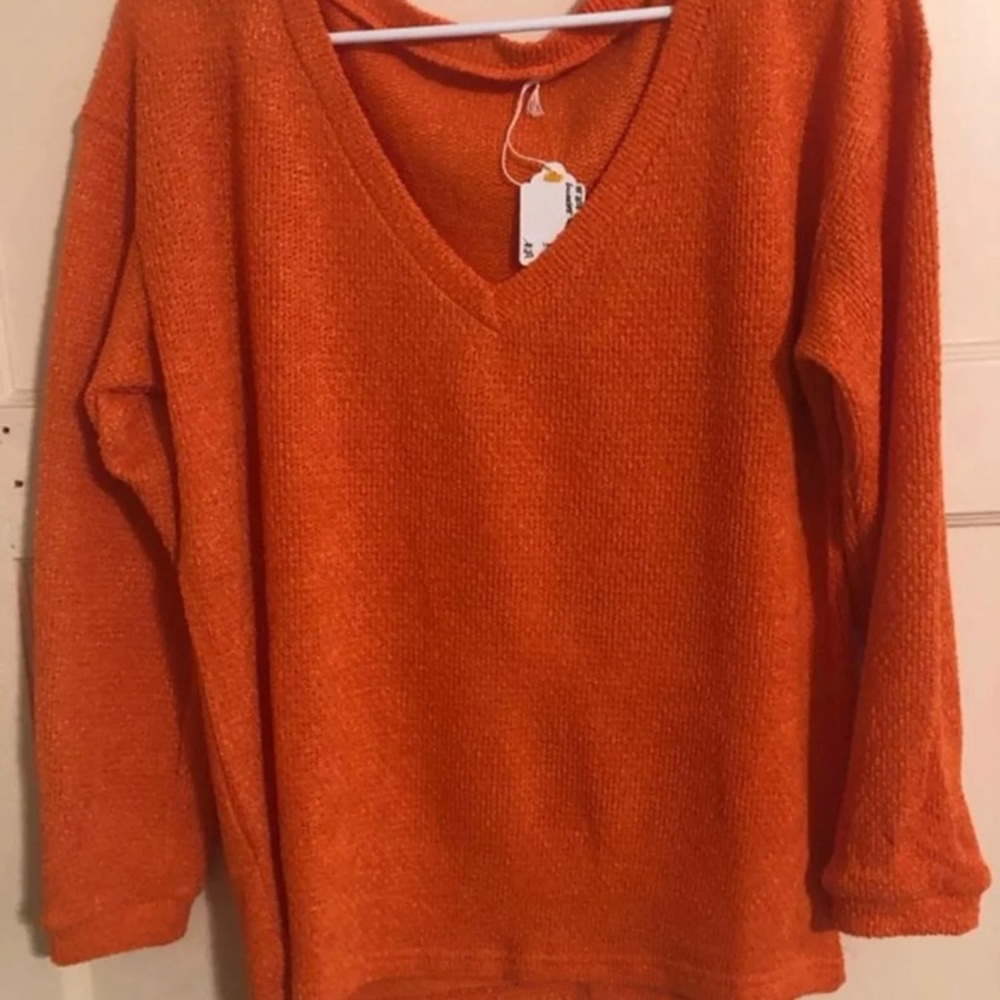 NWT Loose V Neck Sweater Orange Sm/Lg/XL/2X - Picture 2 of 2